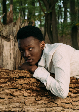  Kazim Gunyar Photographer & Director