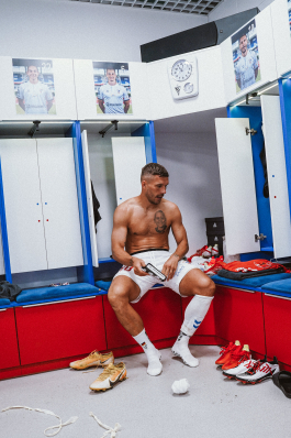  Kazim Gunyar Photographer & Director