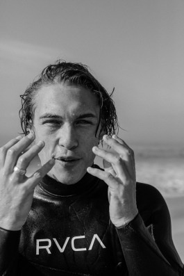  Kazim Gunyar Photographer & Director