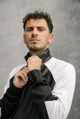  Kazim Gunyar Photographer & Director