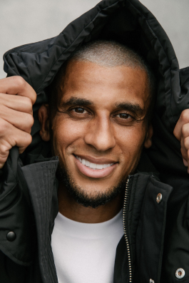  Kazim Gunyar Photographer & Director