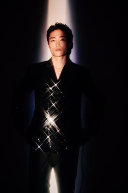  Kazim Gunyar Photographer & Director