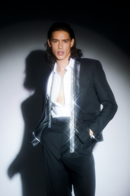  Kazim Gunyar Photographer & Director